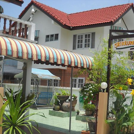 Sri Krung Guest House Ayutthaya Exteriér fotografie
