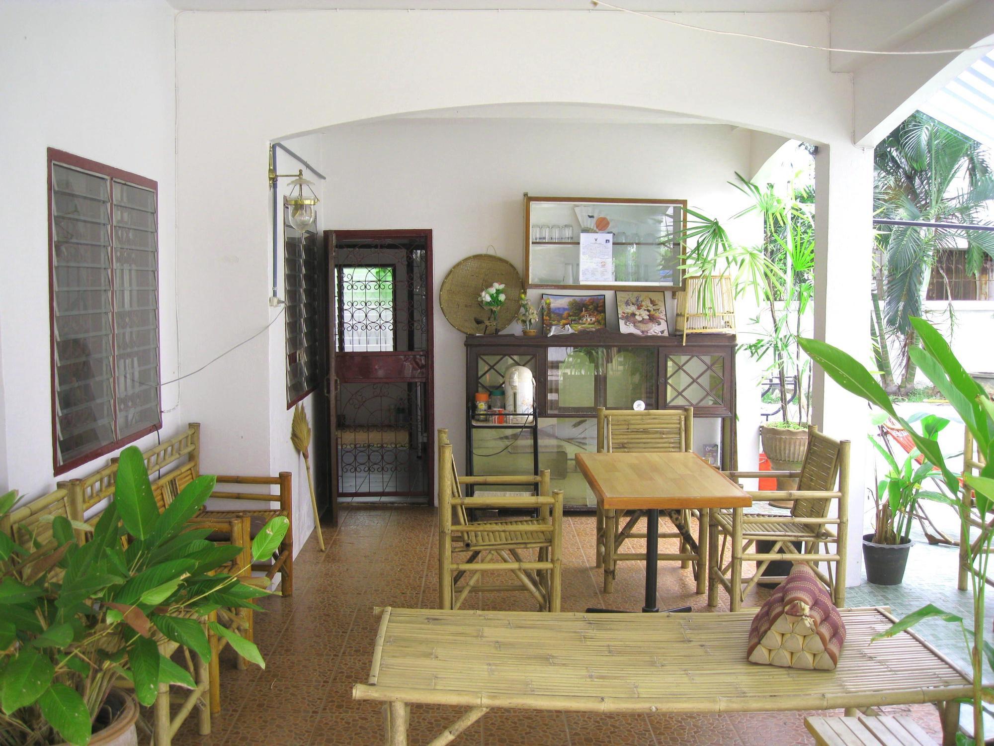 Sri Krung Guest House Ayutthaya Exteriér fotografie