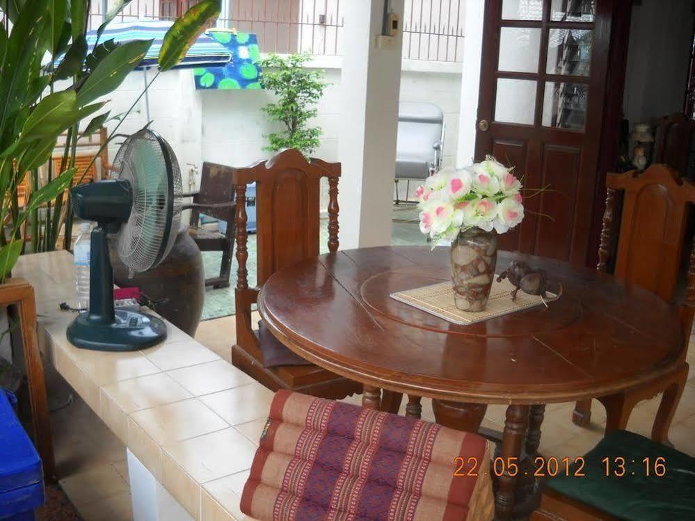 Sri Krung Guest House Ayutthaya Exteriér fotografie